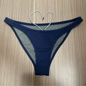 Jolyn Jenna Bottoms in Navy